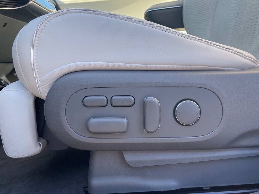 2024 Hyundai IONIQ 5 Limited One Owner, Long Range, Leather, Pano Roof