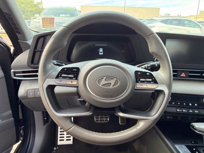 2025 Hyundai Elantra SEL Sport One Owner, Clean CarFax