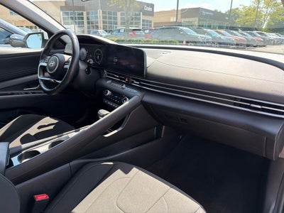 2025 Hyundai Elantra SEL Convenience CARFAX 1-Owner