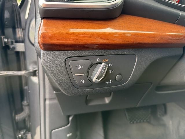 2022 Audi Q5 45 S line Premium quattro