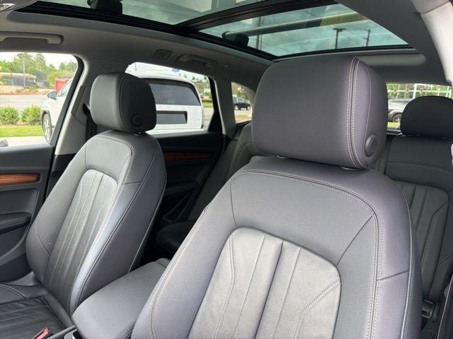 2022 Audi Q5 45 S line Premium quattro