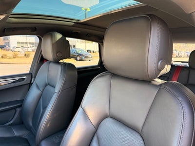 2021 Porsche Macan S