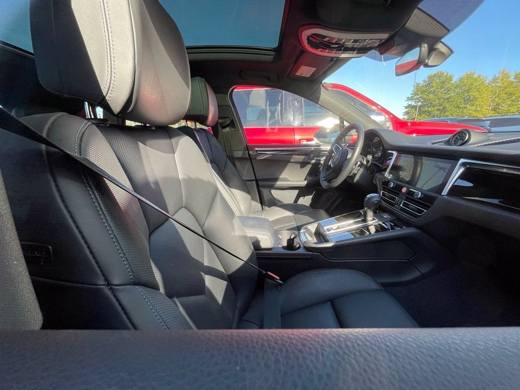 2022 Porsche Macan S Premium Plus Pkg, Clean CarFax, One Owner, Low Mil