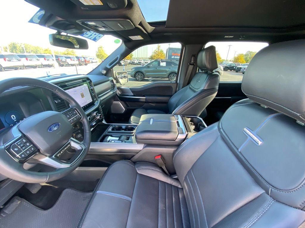 2025 Ford F-150 Platinum