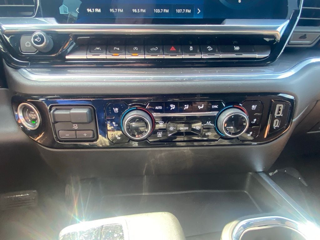 2023 Chevrolet Silverado 1500 High Country