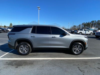 2024 Chevrolet Traverse LS