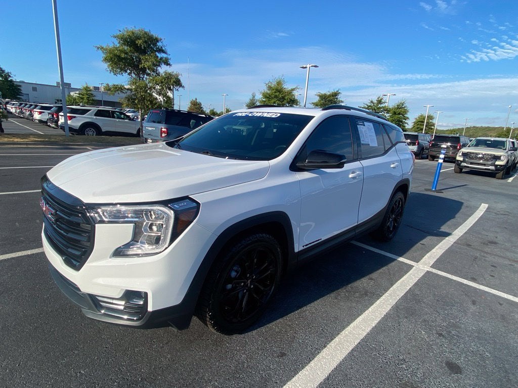 2022 GMC Terrain SLT