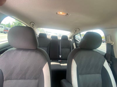 2020 Nissan Versa 1.6 SV