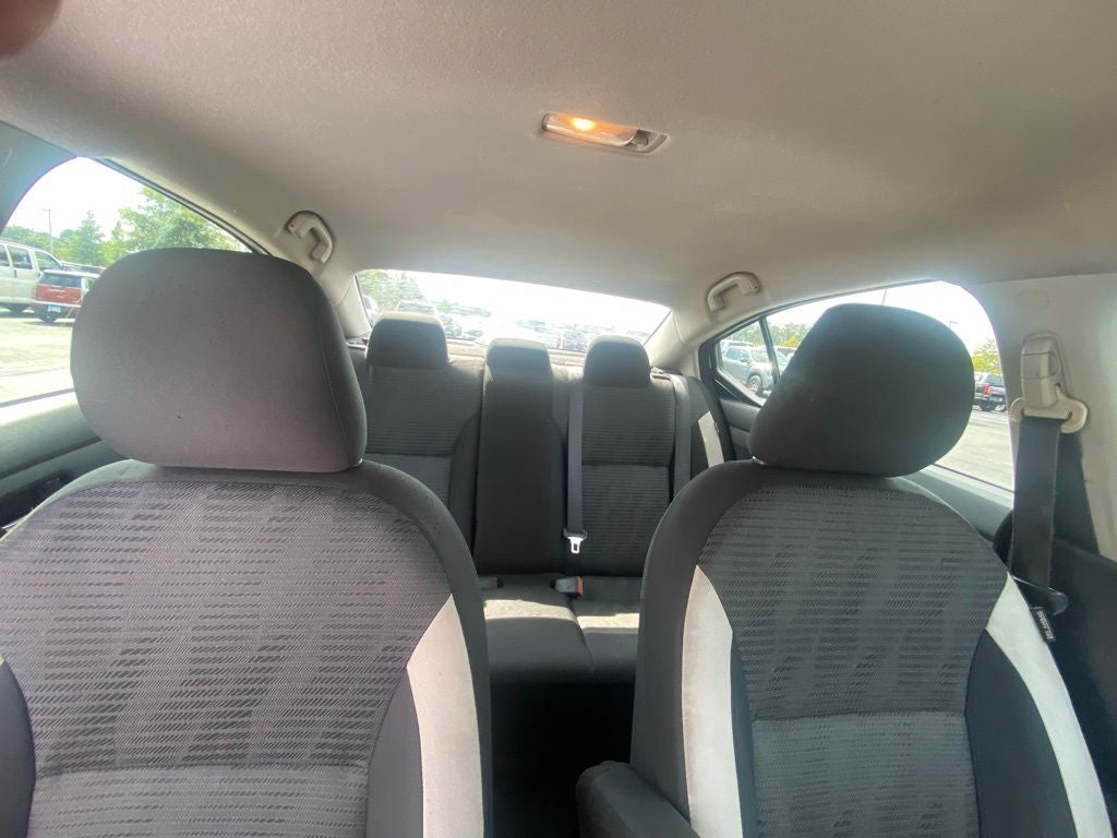 2020 Nissan Versa 1.6 SV