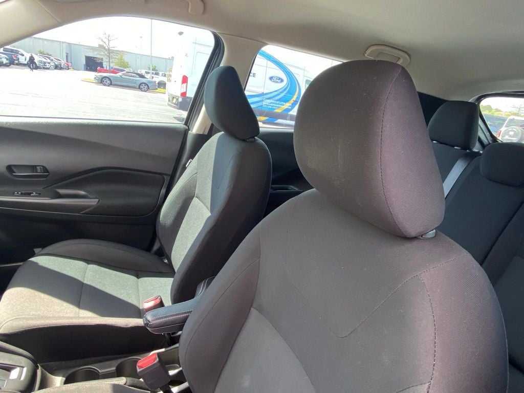 2023 Nissan Kicks S