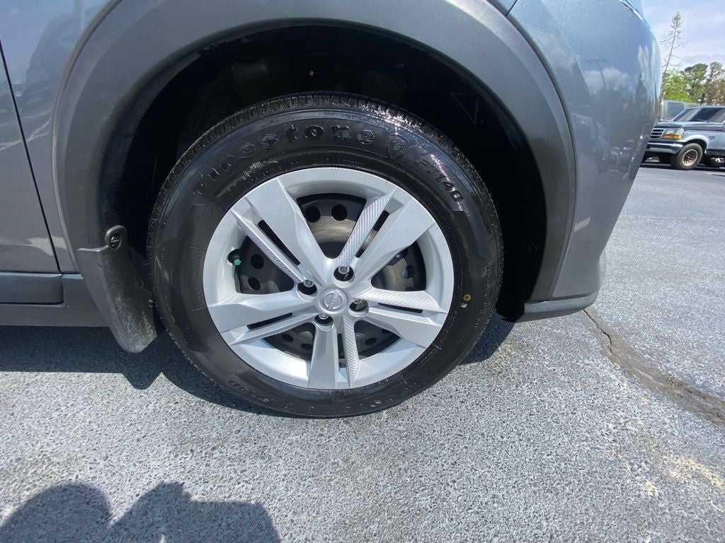 2023 Nissan Kicks S