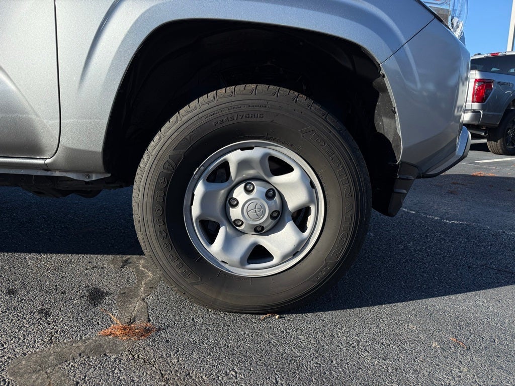 2023 Toyota Tacoma SR V6