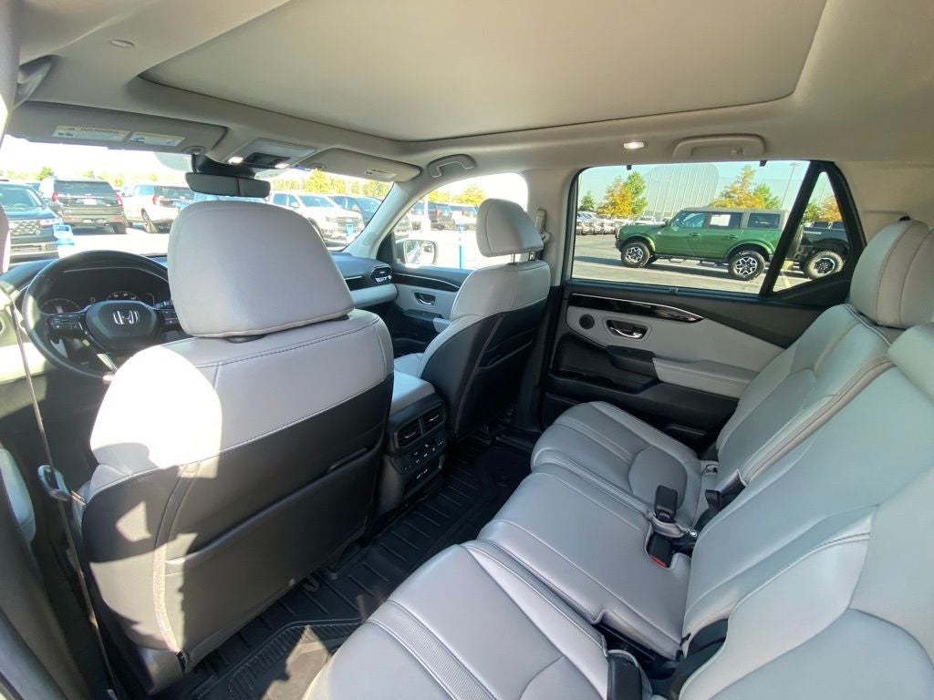 2023 Honda Pilot Touring 1-OWNER-CLEAN CARFAX