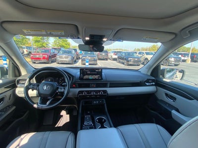 2023 Honda Pilot Touring 1-OWNER-CLEAN CARFAX