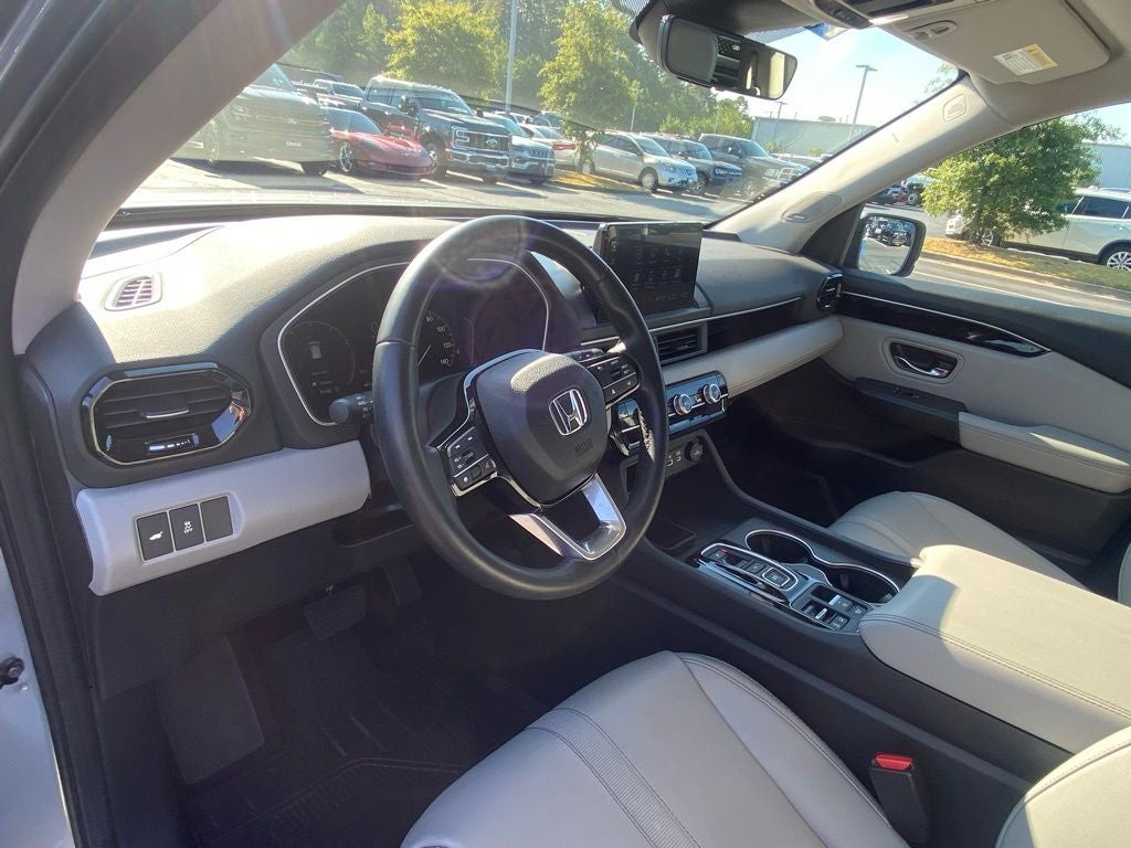 2023 Honda Pilot Touring 1-OWNER-CLEAN CARFAX