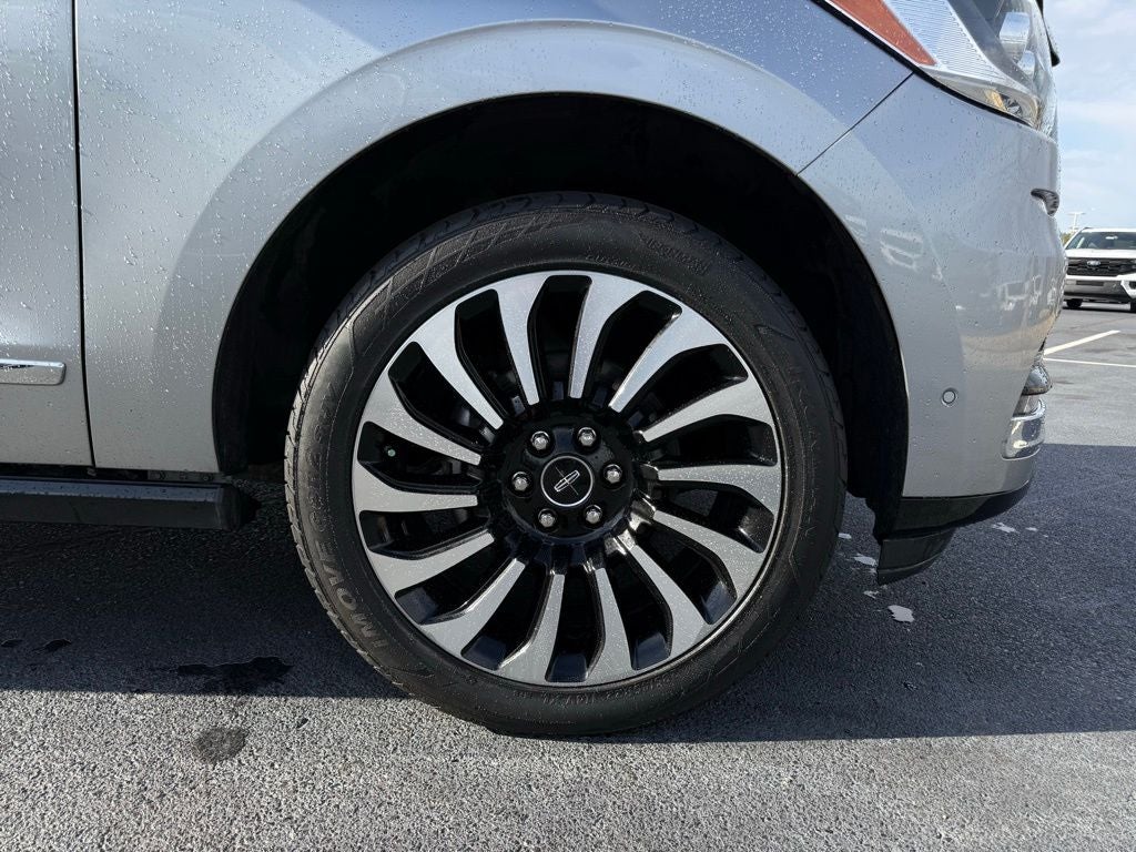 2022 Lincoln Navigator Black Label