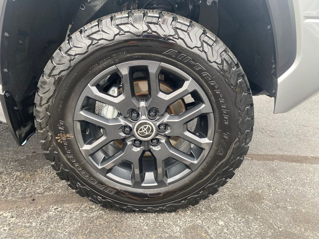 2024 Toyota Tundra SR5 TRD OFF-ROAD