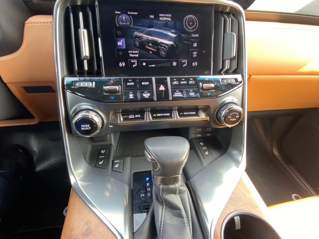 2025 Lexus LX 600 Luxury