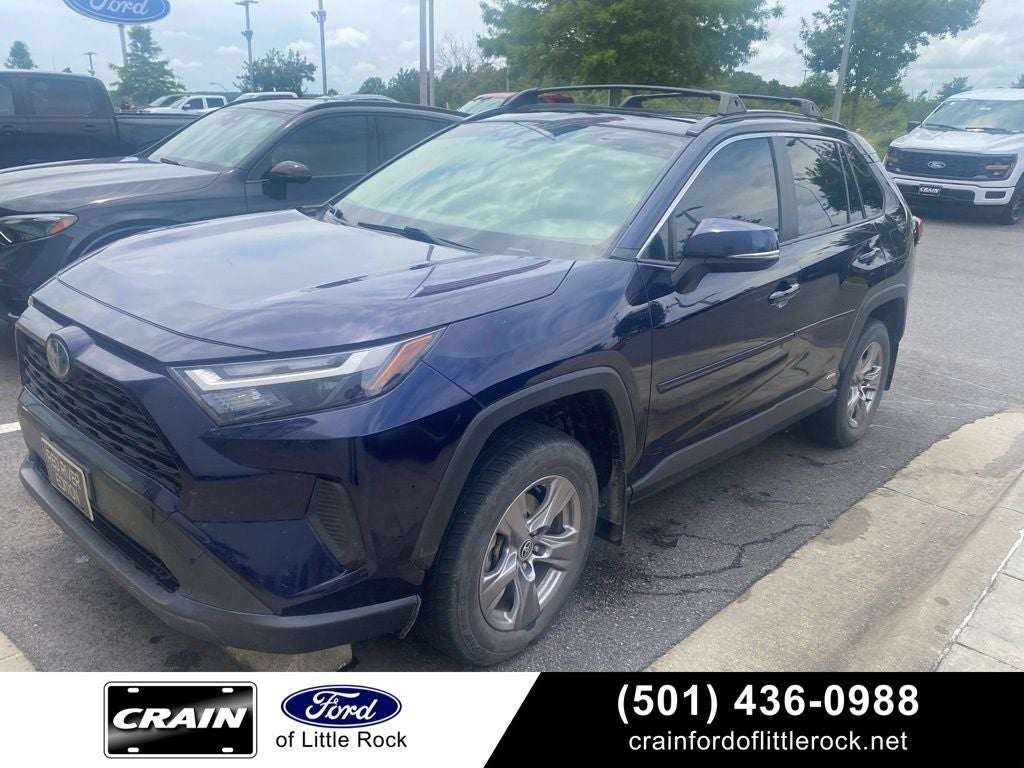 2022 Toyota RAV4 Hybrid XLE