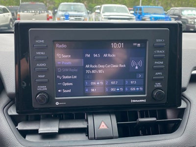 2022 Toyota RAV4 Hybrid XLE