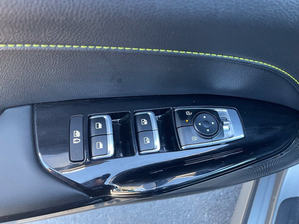 2025 Kia K5 GT