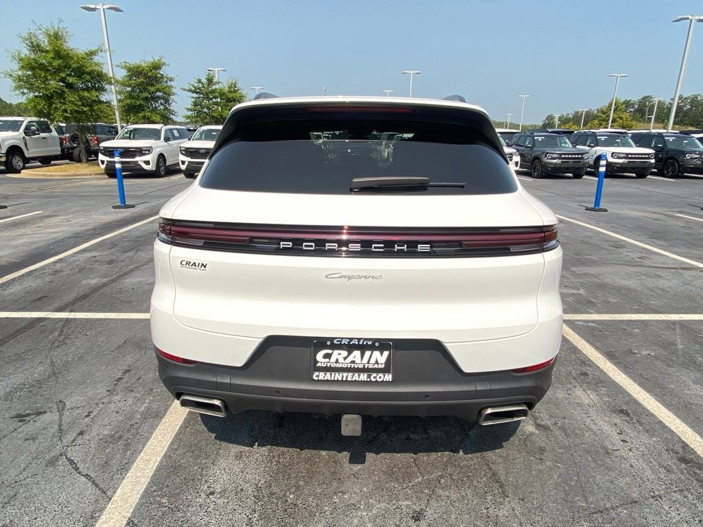 2024 Porsche Cayenne Base
