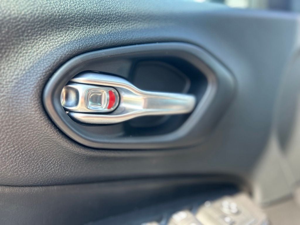 2020 Jeep Cherokee Altitude