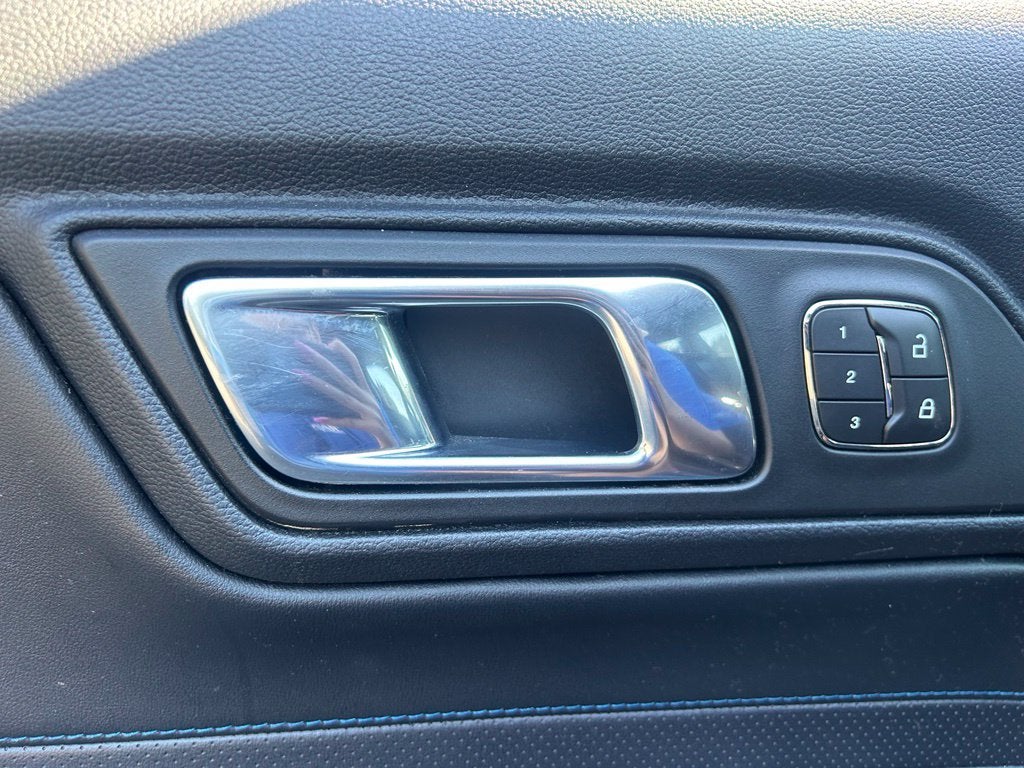 2019 Ford Mustang GT Premium * 5.0L V-8