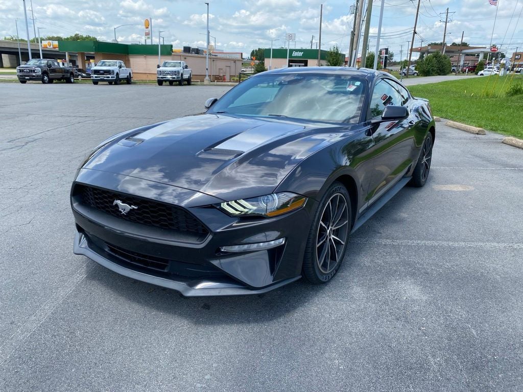2022 Ford Mustang EcoBoost