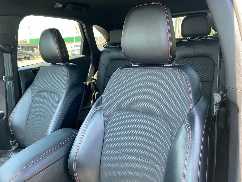2023 Ford Escape ST-Line Select