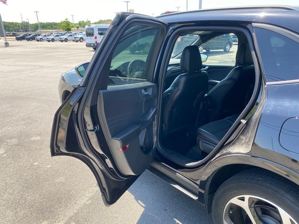 2023 Ford Escape ST-Line Select