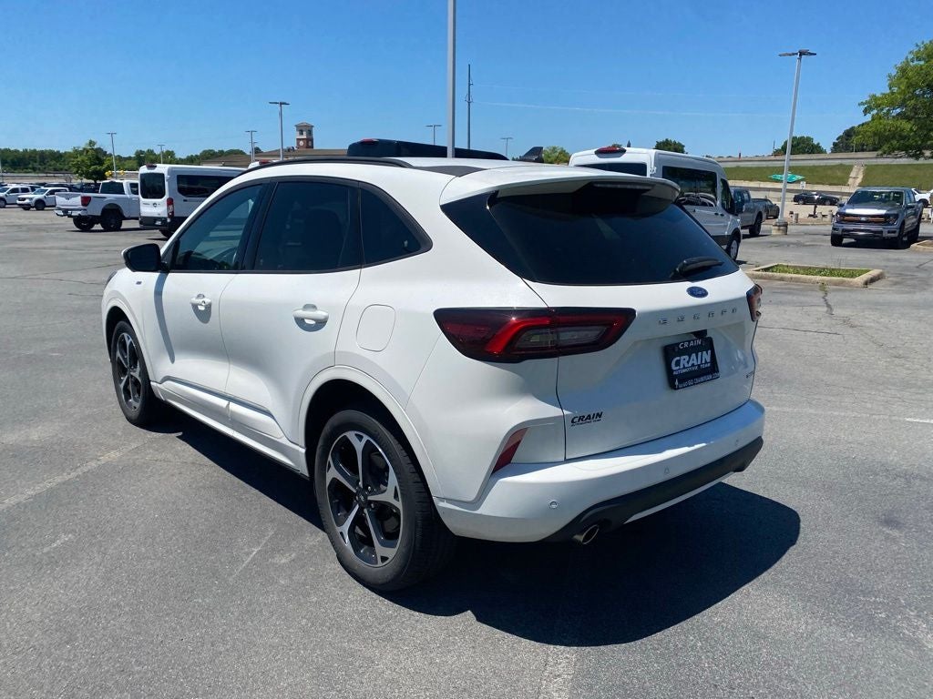 2023 Ford Escape ST-Line Select