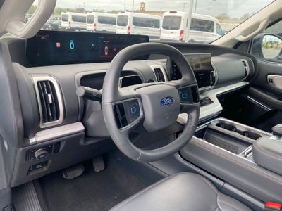 2025 Ford Expedition Active