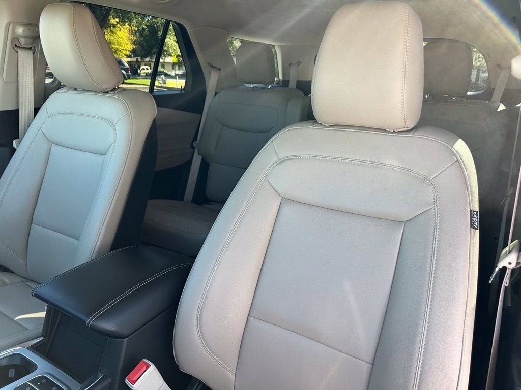 2020 Ford Explorer XLT - 202A PACKAGE