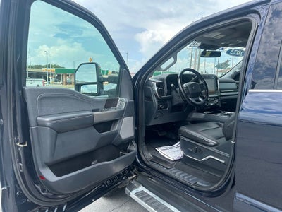 2023 Ford F-350SD Lariat