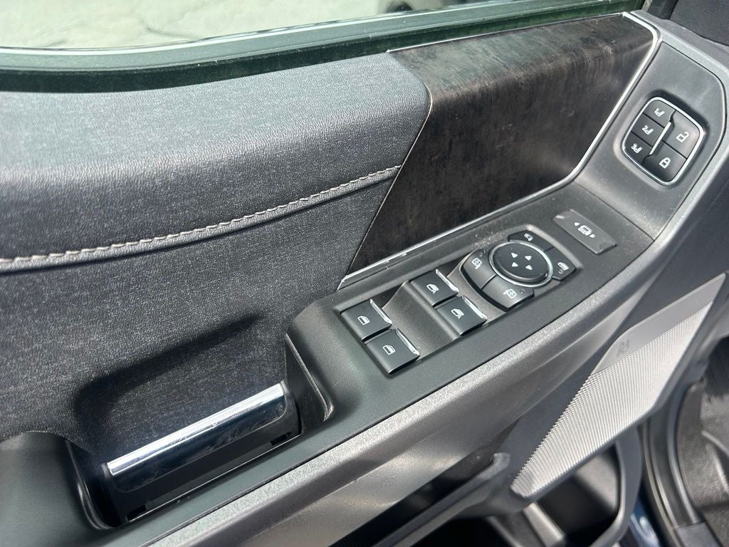2023 Ford F-350SD Lariat