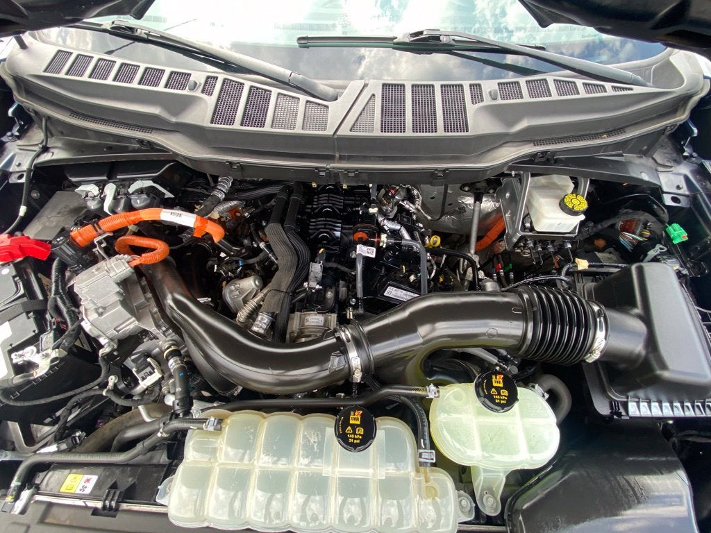 2024 Ford F-150 XLT - 4WD - POWERBOOST