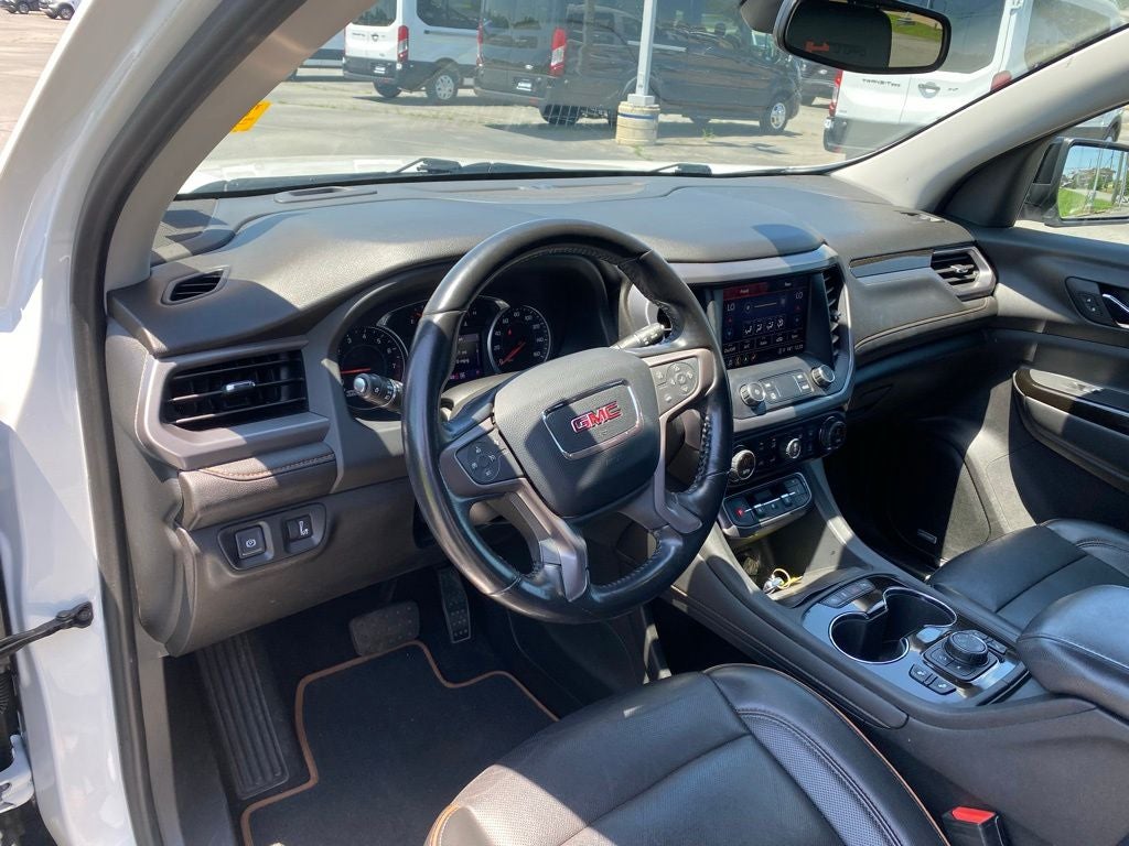 2021 GMC Acadia AT4