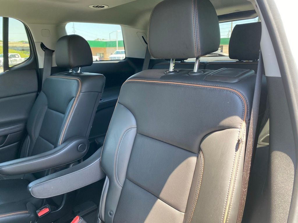2021 GMC Acadia AT4