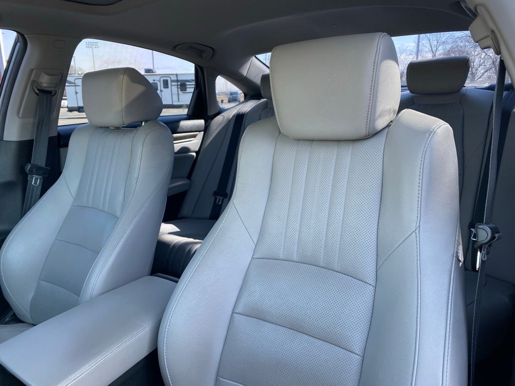 2020 Honda Accord EX-L 2.0T