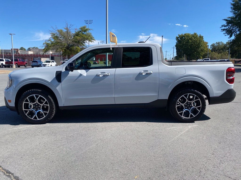 2025 Ford Maverick Lariat - AWD - BLACK PACKAGE - 2.5L HYBRID
