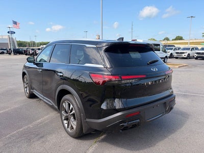 2023 INFINITI QX60 LUXE