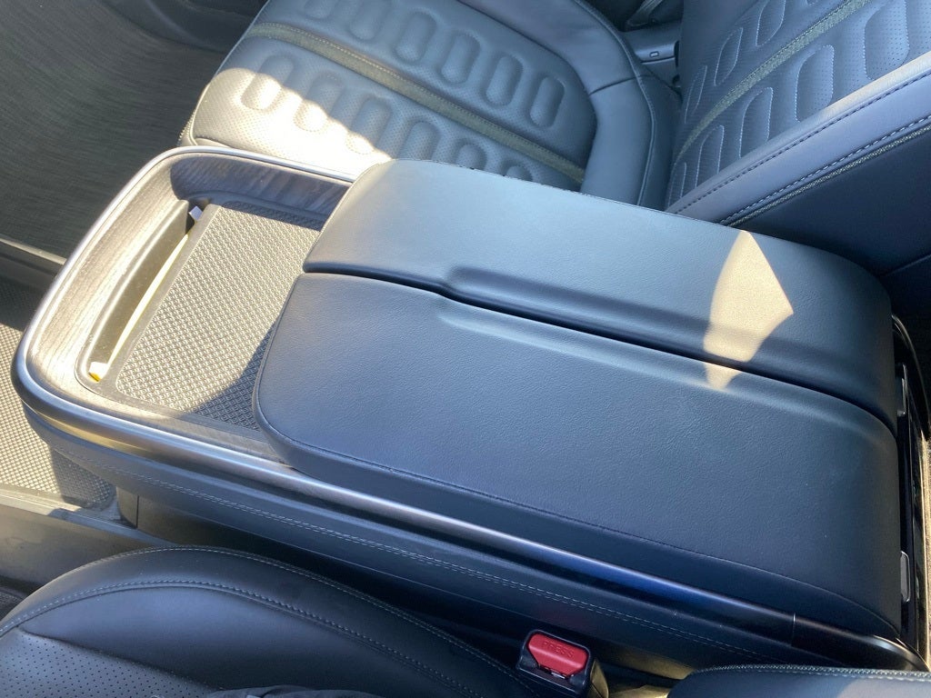 2023 Rivian R1T Adventure