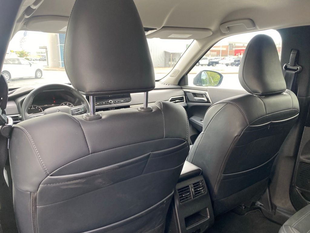 2025 Mitsubishi Outlander SE