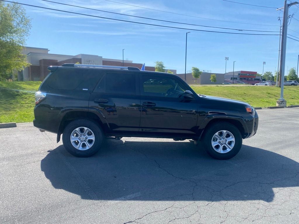 2022 Toyota 4Runner SR5