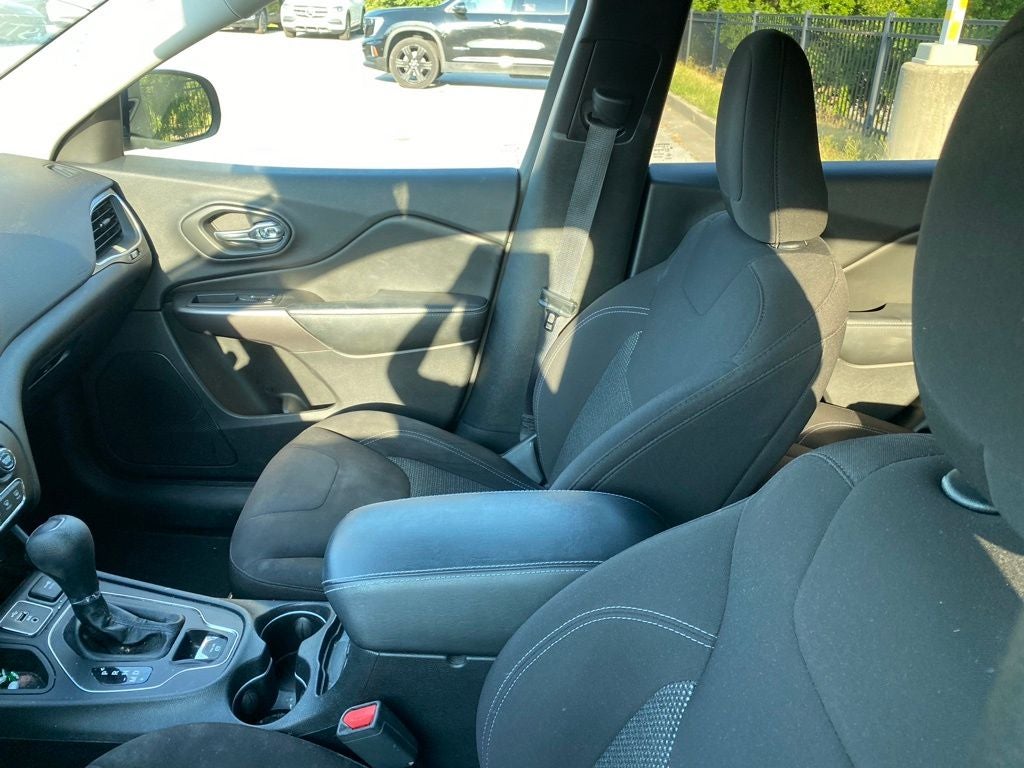 2019 Jeep Cherokee Latitude
