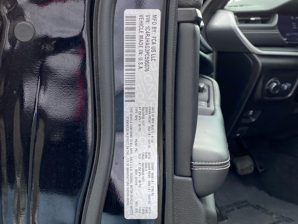 2023 Jeep Grand Cherokee Altitude SUNROOF, SUEDE/CAPRI LEATHER