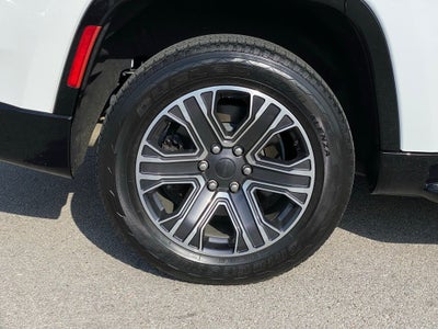 2024 Jeep Wagoneer Base