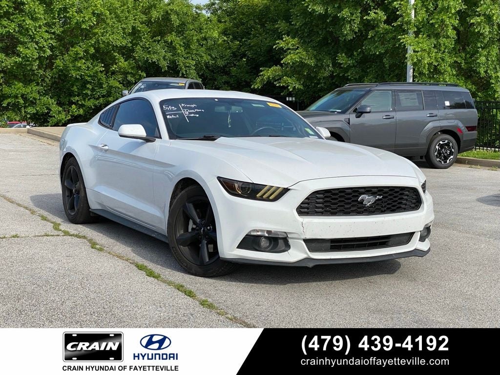 2016 Ford Mustang V6
