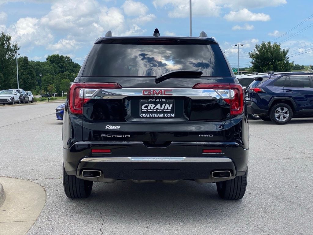 2023 GMC Acadia Denali